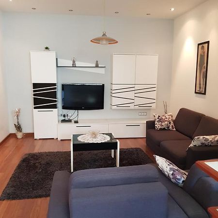 Apartment Centar Omis Exterior photo