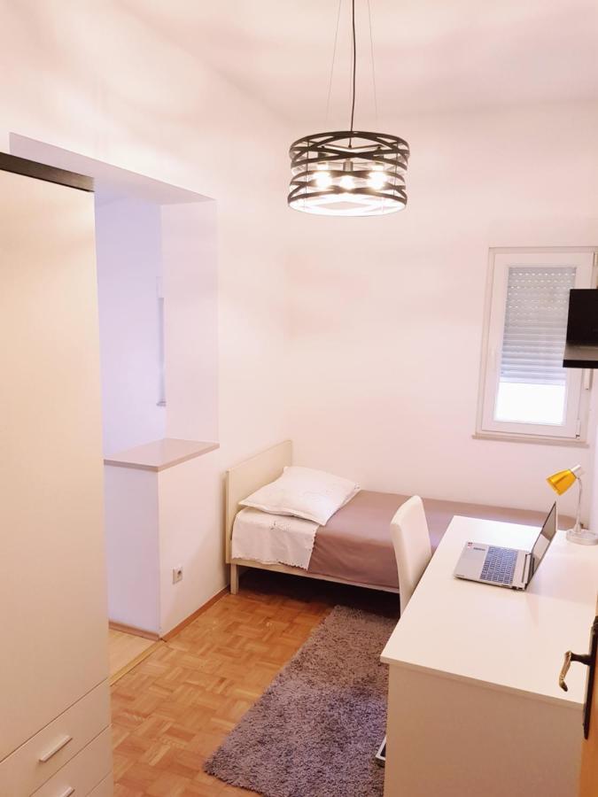 Apartment Centar Omis Exterior photo